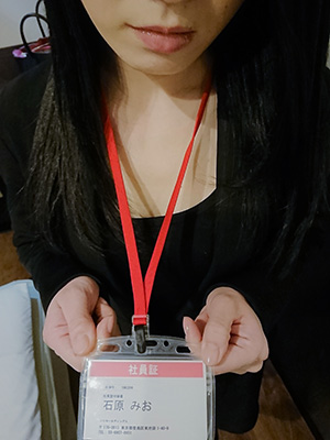 極上美女がガマンできずにムラムラと……